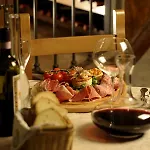 Aparthotel La Piazza Di San Donato 3*