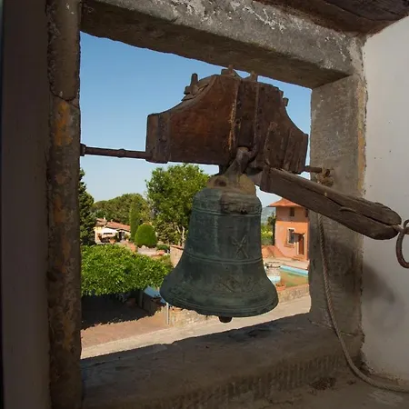 La Piazza Di San Donato Aparthotel *