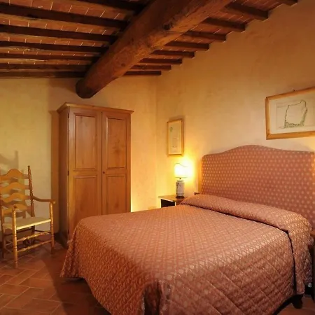 La Piazza Di San Donato Aparthotel Reggello